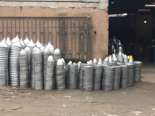 工礦燈鐵制沖壓燈罩定制服務 專業開模，高效生產